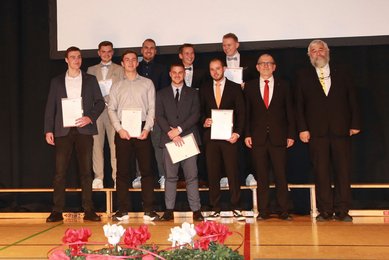 Gruppenbild des Studiengangs Elektrotechnik Automation