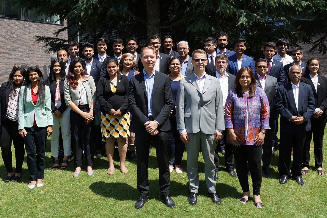 Etliche Studierende des Indo-German Training Centre begleiteten die indische Delegation während ihres Besuchs am DHBW CAS auf dem Bildungscampus in Heilbronn.