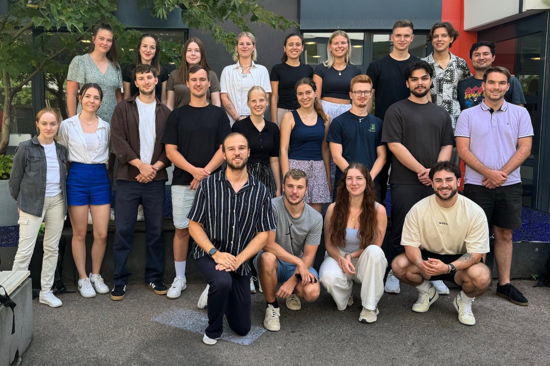 Gruppenfoto mit den IMBIT-Studierenden