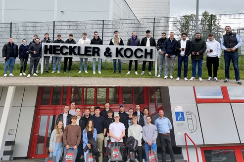 Gruppenbilder der Exkursionen zu Heckler&Koch und HERMLE - Wirtschaftsingenieurwesen DHBW Stuttgart Campus Horb